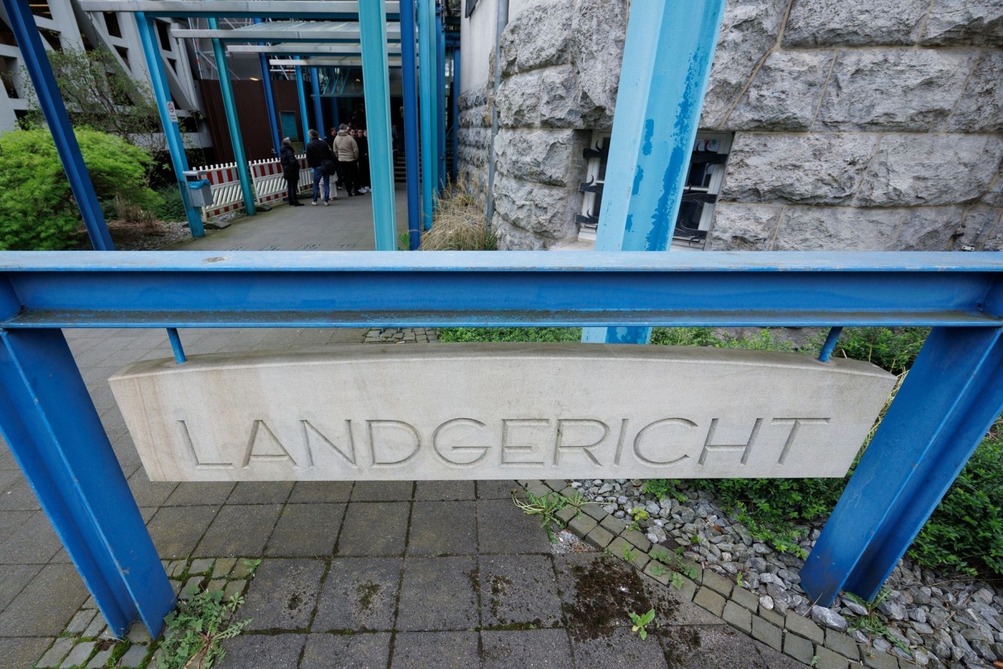 Am Landgericht in Bielefeld beginnt der Mordprozess um den Tod eines Neugeborenen.