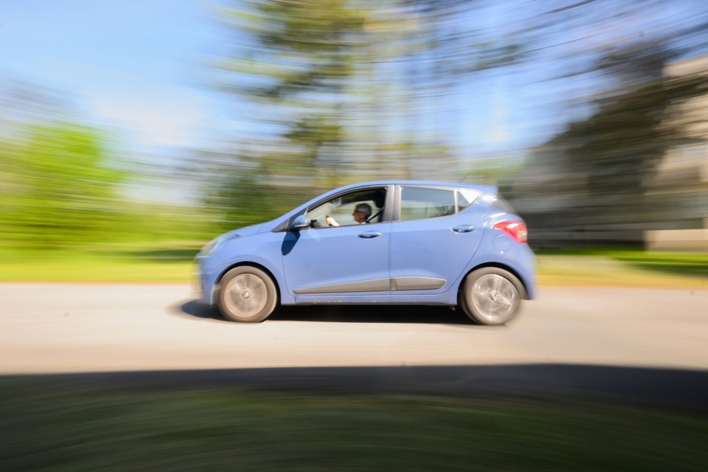 Die Landesverkehrswacht Niedersachsen bietet landesweit Fahrsicherheittrainings für Menschen über 65 Jahren an. Ziel ist, die Fahrkompetenz zu erhalten und zu stärken.