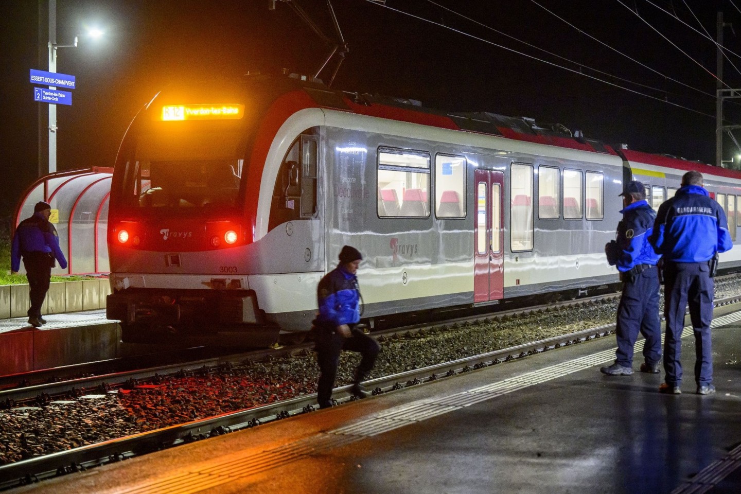 Nach Angaben der Polizei konnten alle Geiseln befreit werden und sind wohlauf.