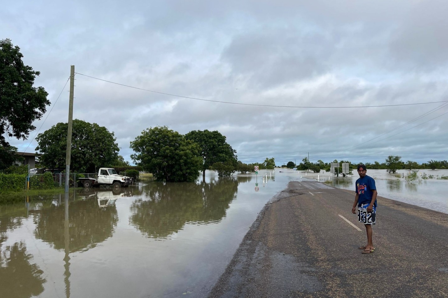 Nach tagelangen heftigen Regenfällen stehen Teile des australischen Bundesstaates Queensland unter Wasser.