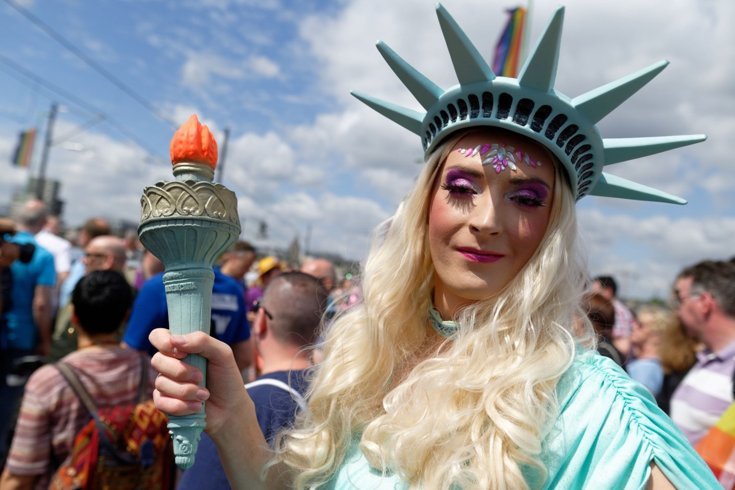 In Köln kann nach zwei Jahren die Parade zum Christopher Street Day (CSD) wieder in gewohnter Form stattfinden.