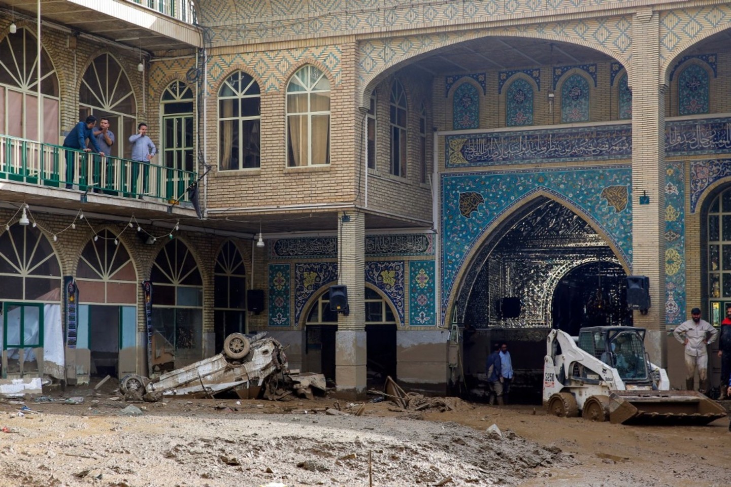 Schwere Unwetter sorgen im Iran für Verwüstung.