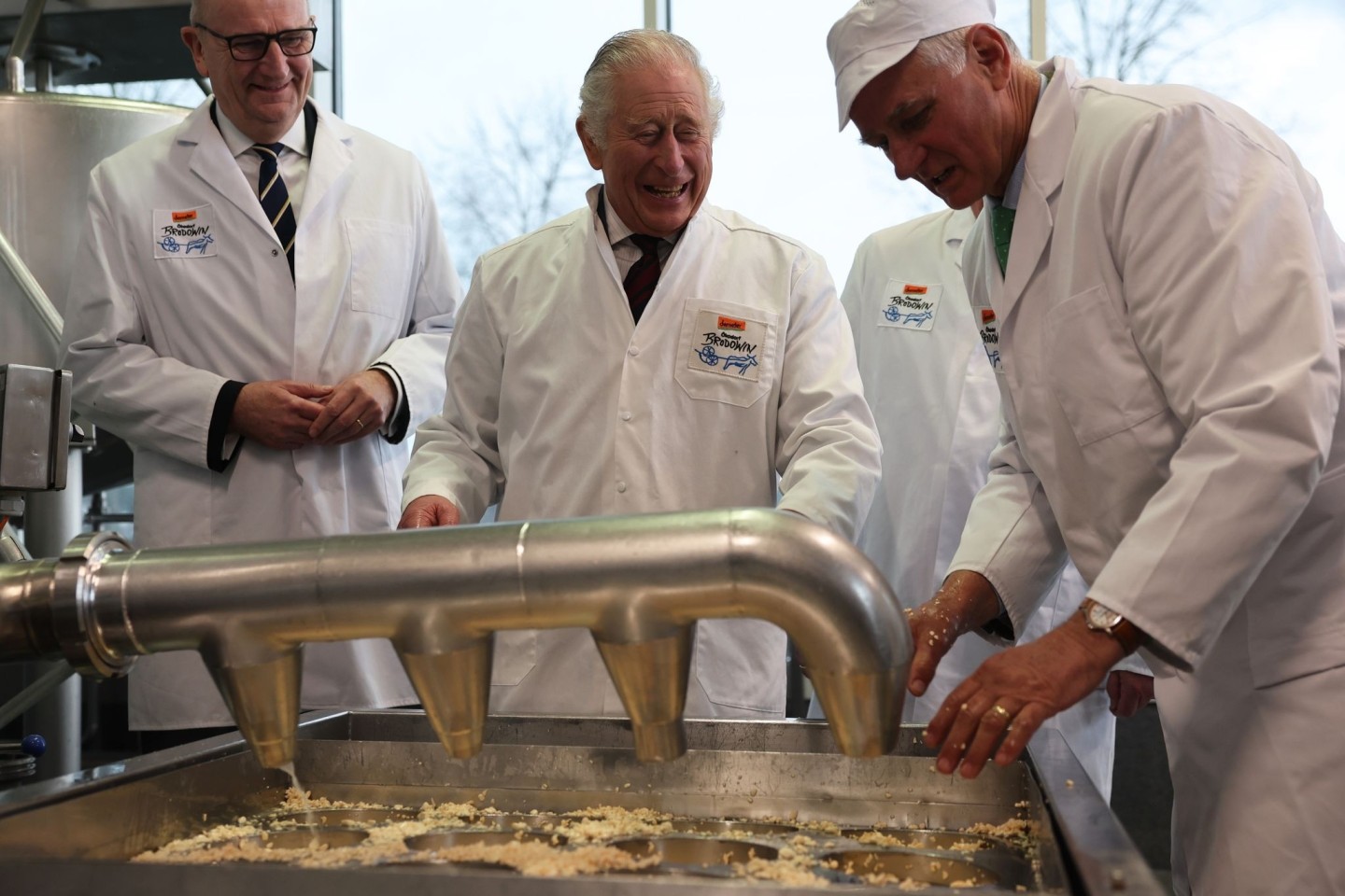 Das Kälbchen-Streicheln fiel aus, aber für die Käserherstellung war Zeit.