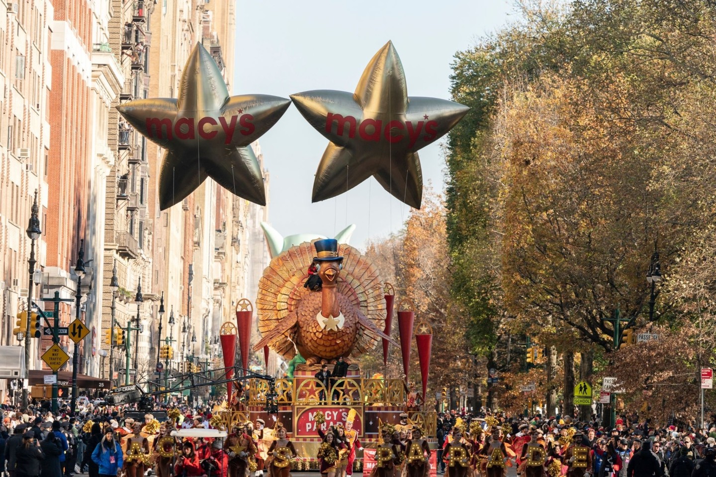 Der Tom-Truthahn-Wagen während der Macy's Thanksgiving Day Parade am Central Park West.