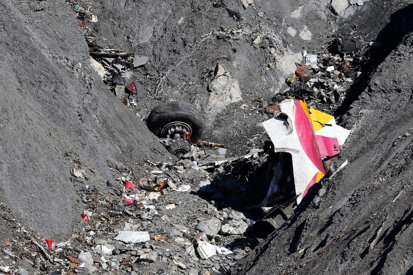 Die Absturzstelle in den französischen Alpen im März 2015.