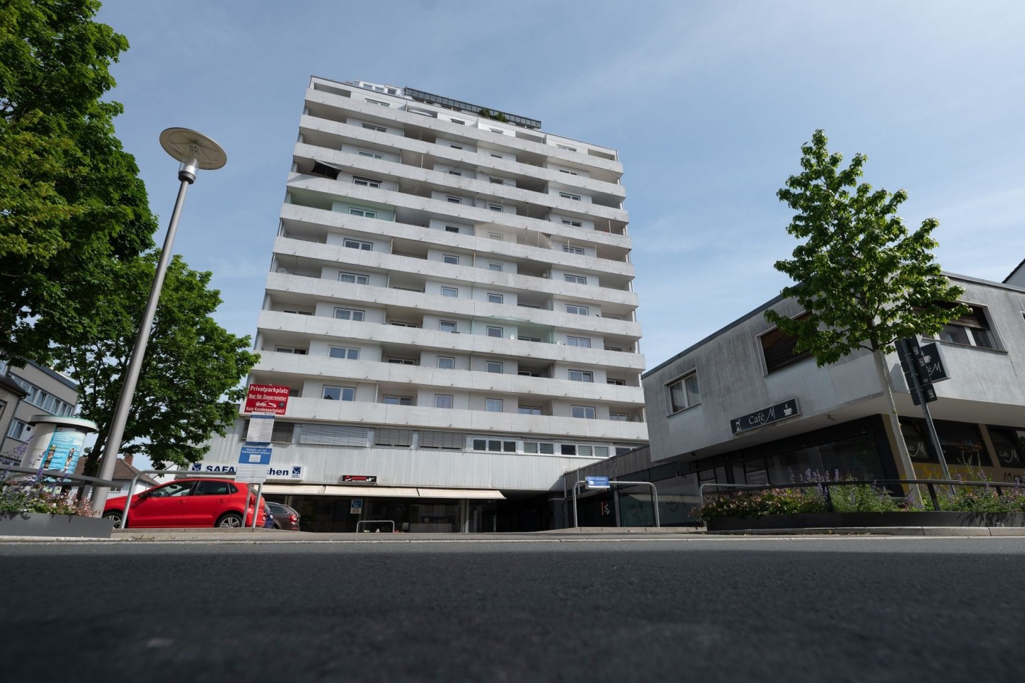 Das Hochhaus in Hanau, in dem die beiden am 11. Mai gewaltsam zu Tode gekommenen Kinder lebten.