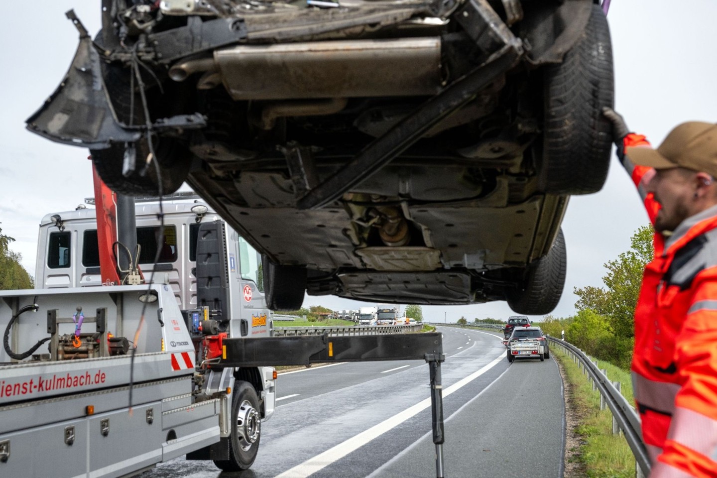 Auf der A70 bei Schirradorf in Bayern ist es zu einer Massenkarambolage mit 22 Fahrzeugen gekommen.