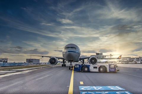 Letzte Generation legt Flugbetrieb am Flughafen Köln/Bonn lahm